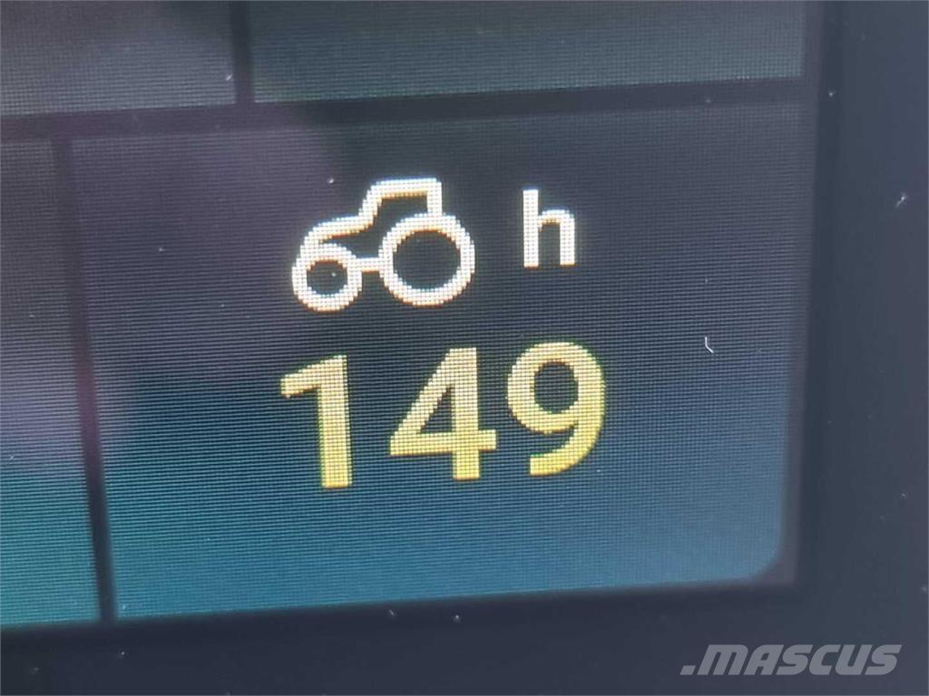 Valtra T145 Трактори