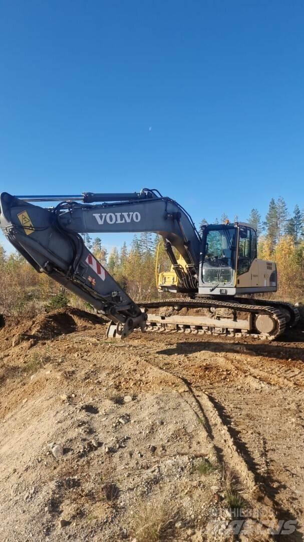 Volvo 210C Верижен екскаватор