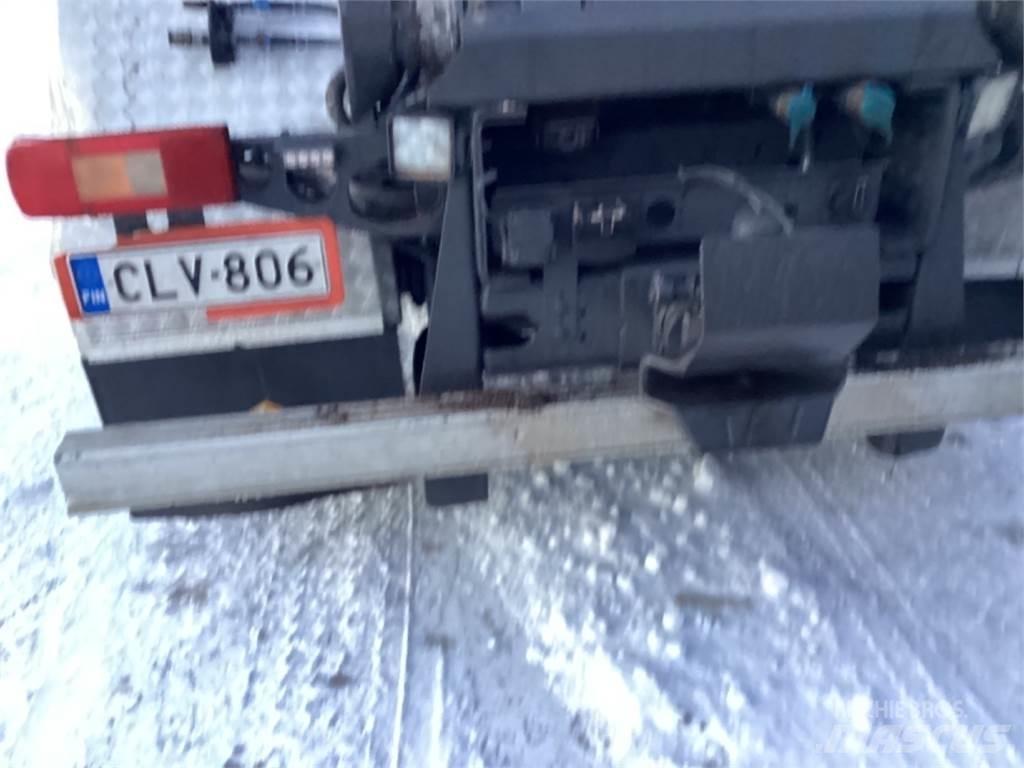 Volvo 460 Камиони с кран с кука
