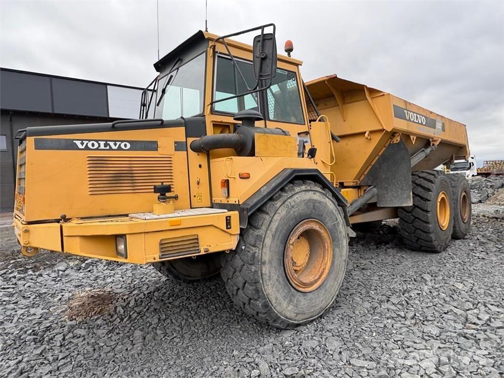 Volvo A 25 C Дъмпери/моторни превозни средства