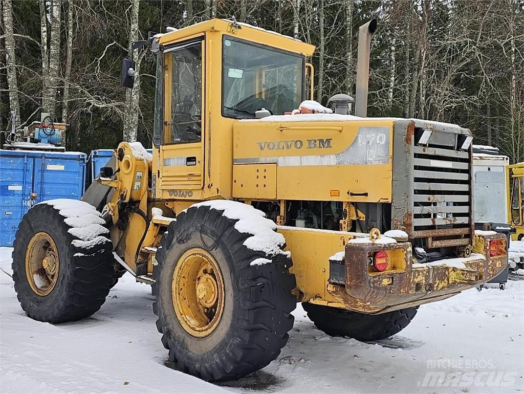Volvo BM L 70 B Колесни товарачи