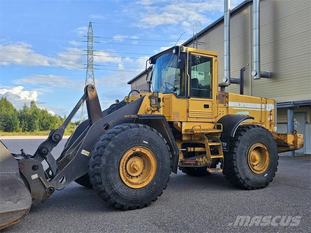 Volvo BM L120C Колесни товарачи