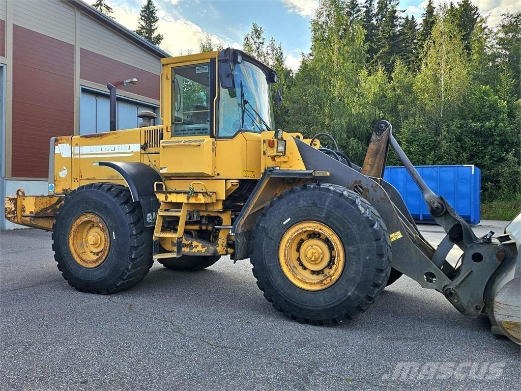 Volvo BM L120C Колесни товарачи