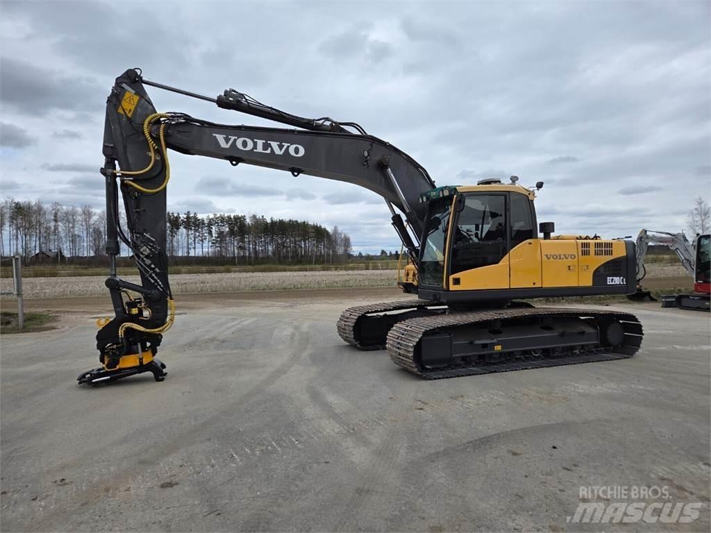 Volvo EC210CL Верижен екскаватор