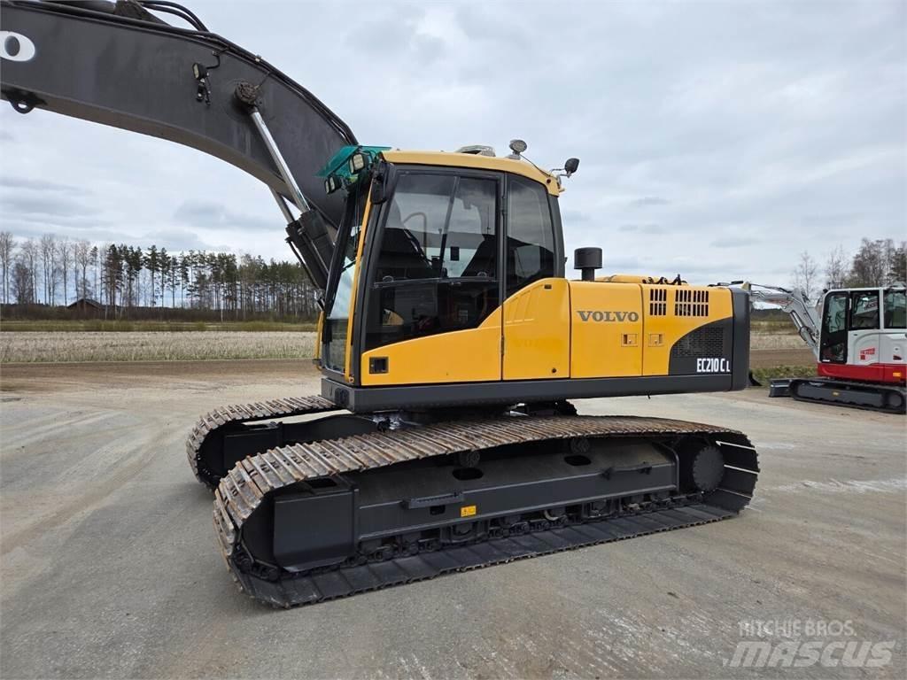 Volvo EC210CL Верижен екскаватор