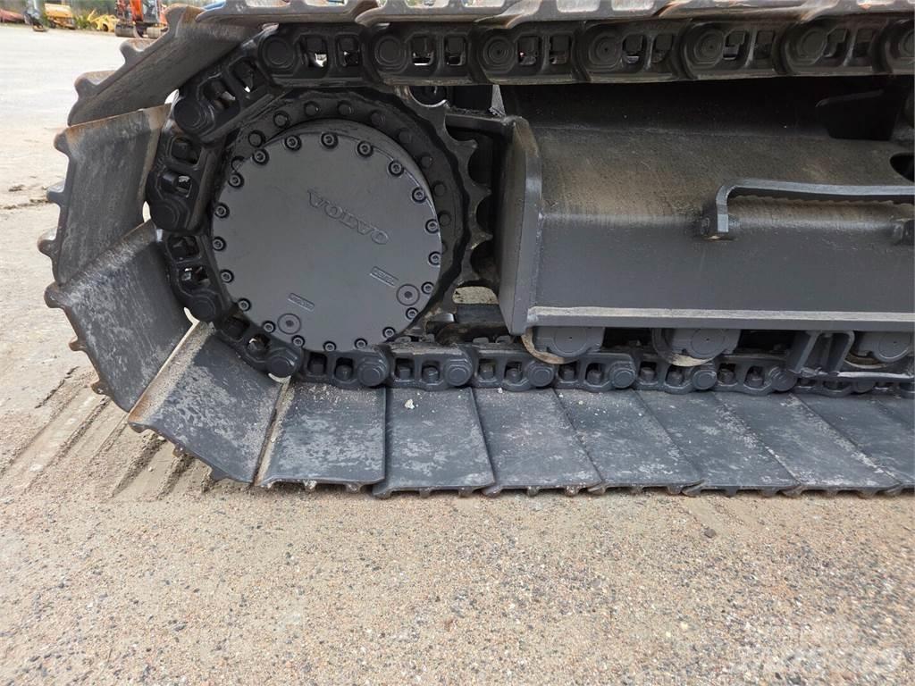 Volvo EC210CL Верижен екскаватор