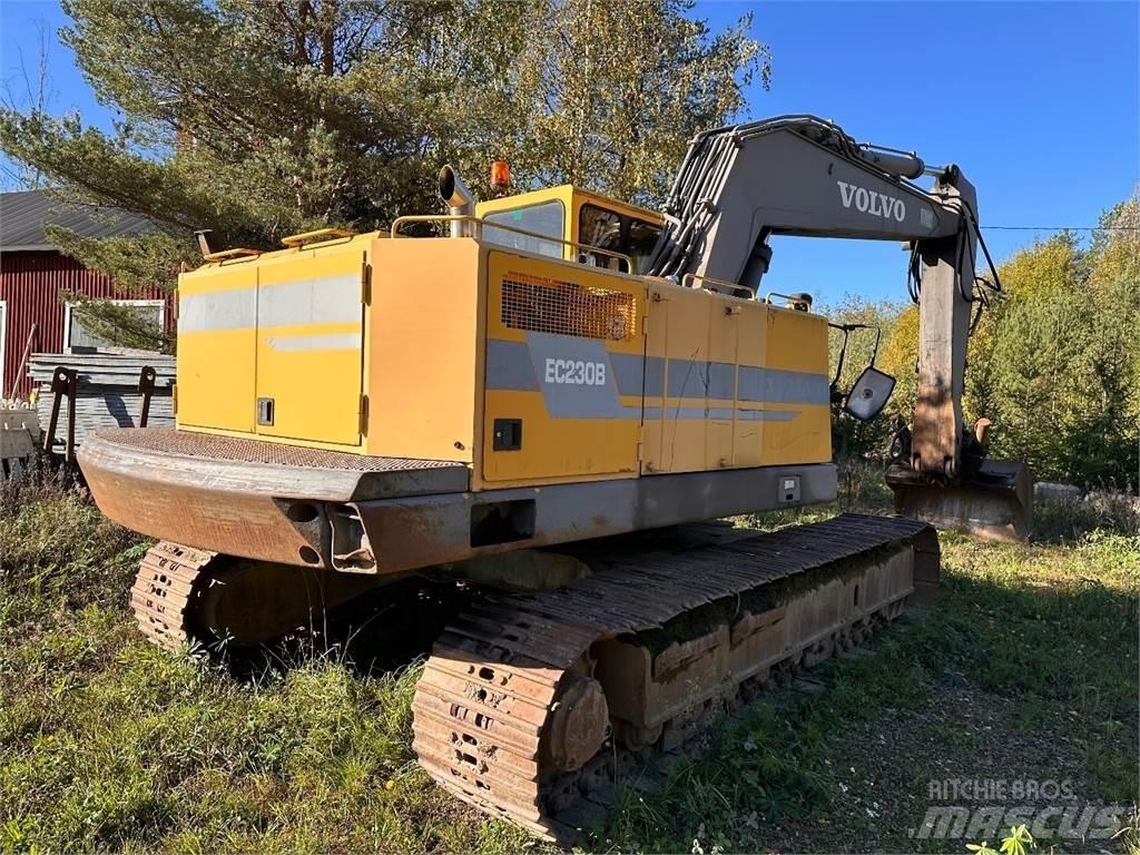 Volvo EC230B Верижен екскаватор
