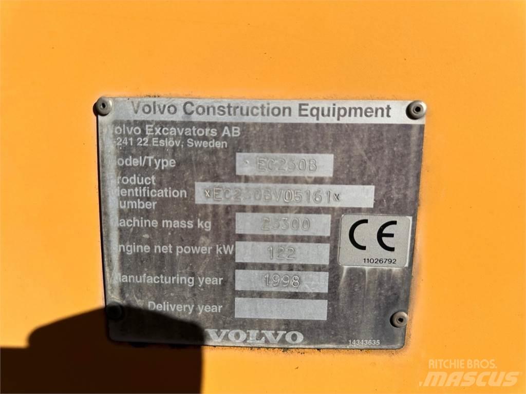 Volvo EC230B Верижен екскаватор