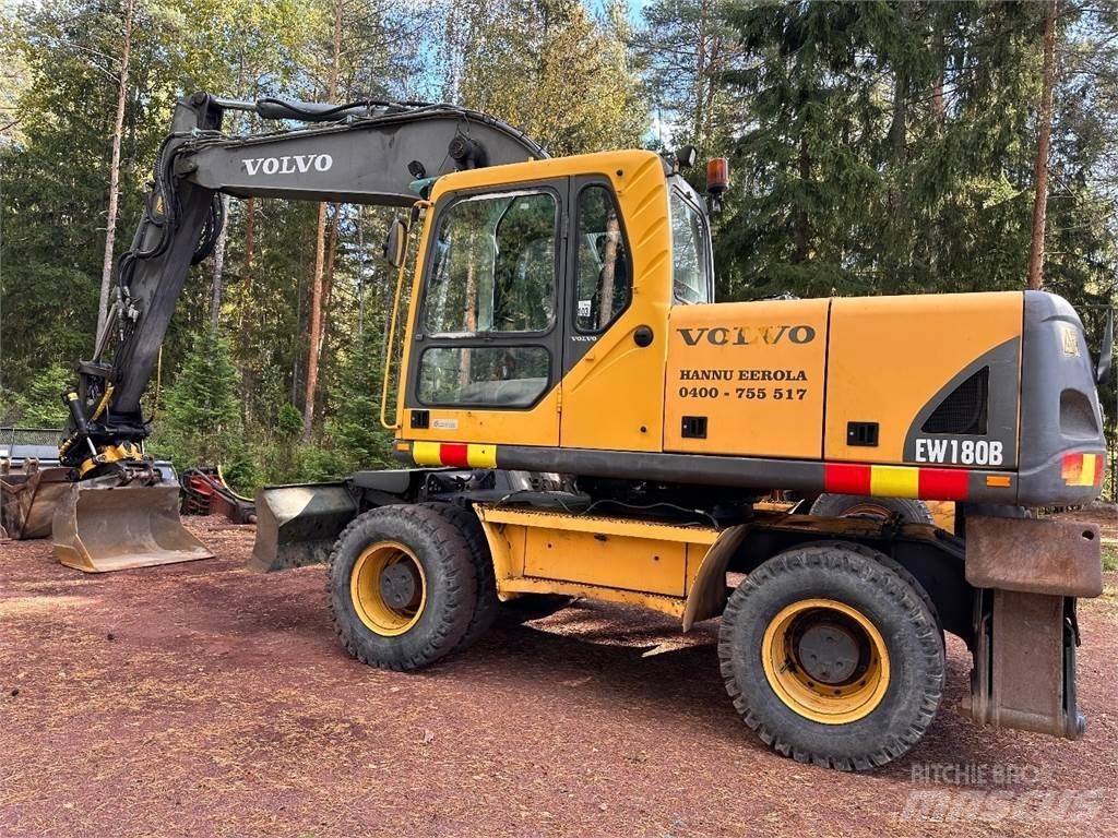 Volvo EW180B Колесни екскаватори