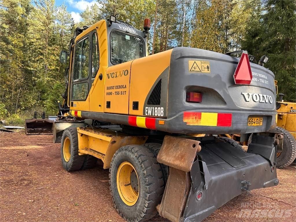 Volvo EW180B Колесни екскаватори