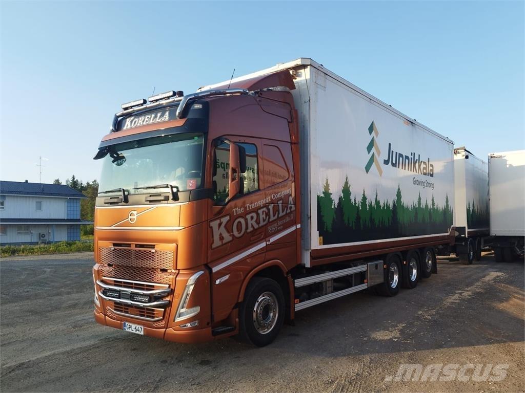 Volvo FH500TC 8x4 Камиони за дървени стърготини
