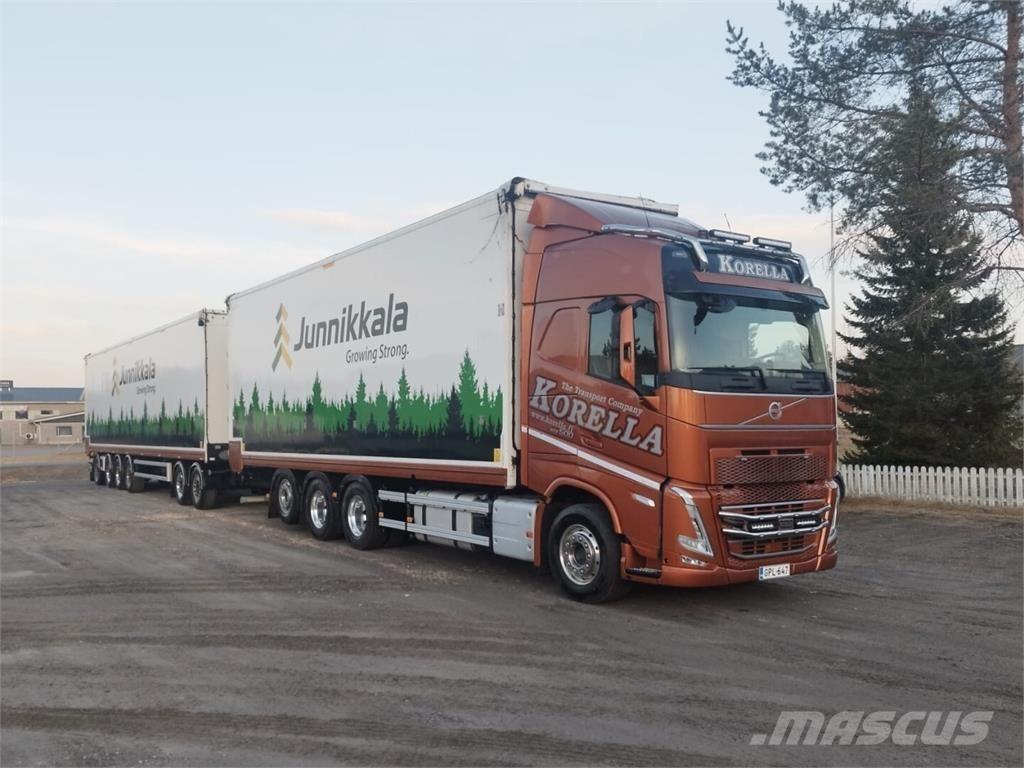 Volvo FH500TC 8x4 Камиони за дървени стърготини
