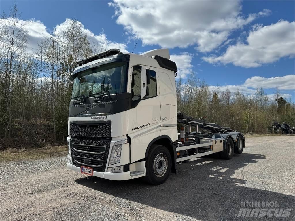 Volvo FH540 Камиони с кран с кука