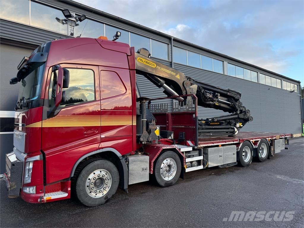 Volvo FH540 8X4 Автокранове