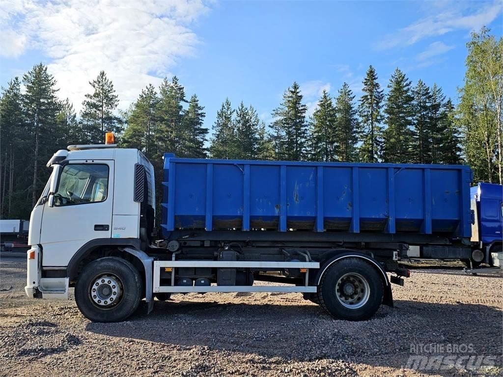 Volvo FM9 4x2 Камиони с кран с кука
