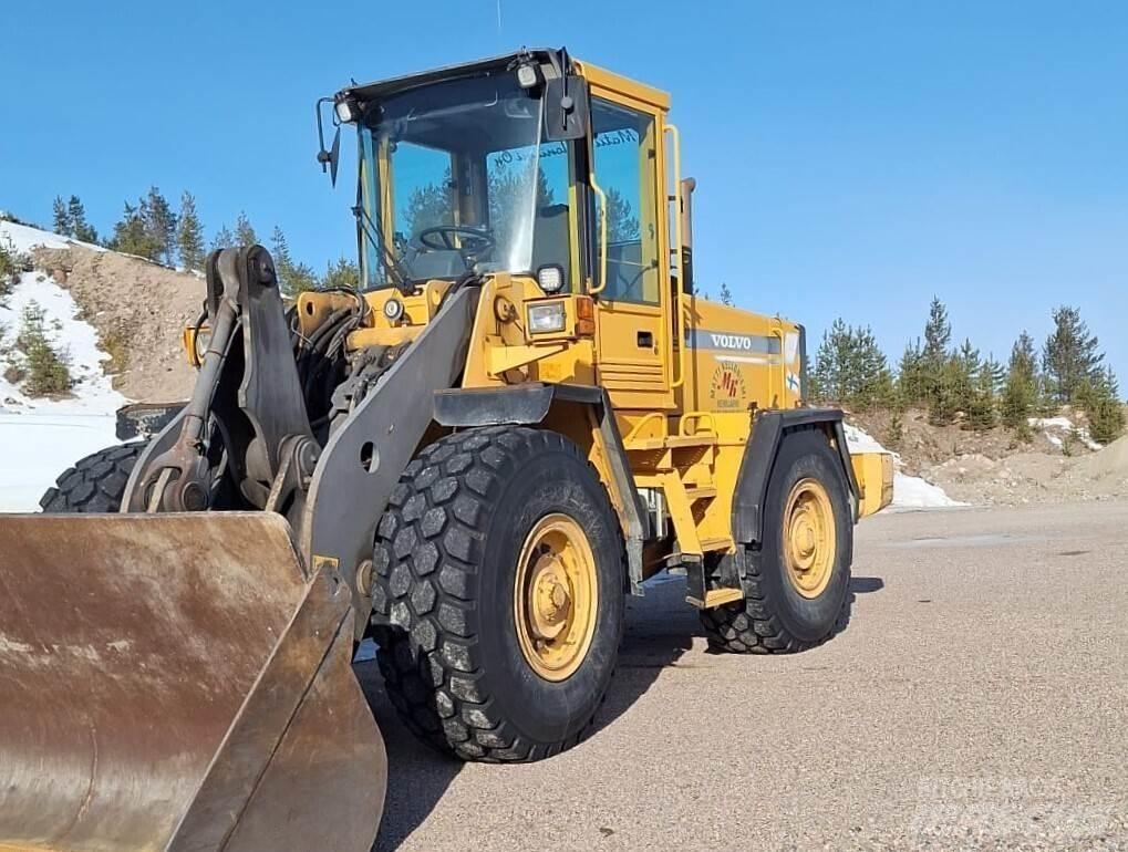 Volvo L 90 C Колесни товарачи