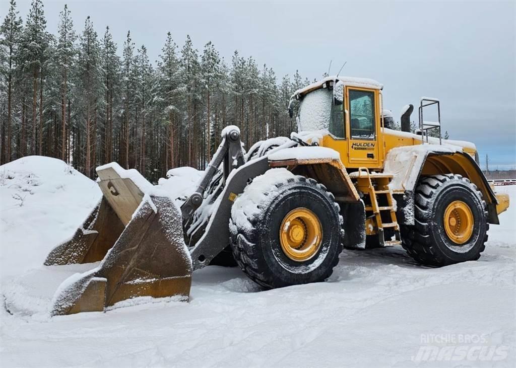 Volvo L220E Колесни товарачи