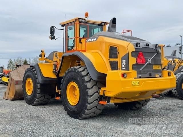 Volvo L250H Колесни товарачи