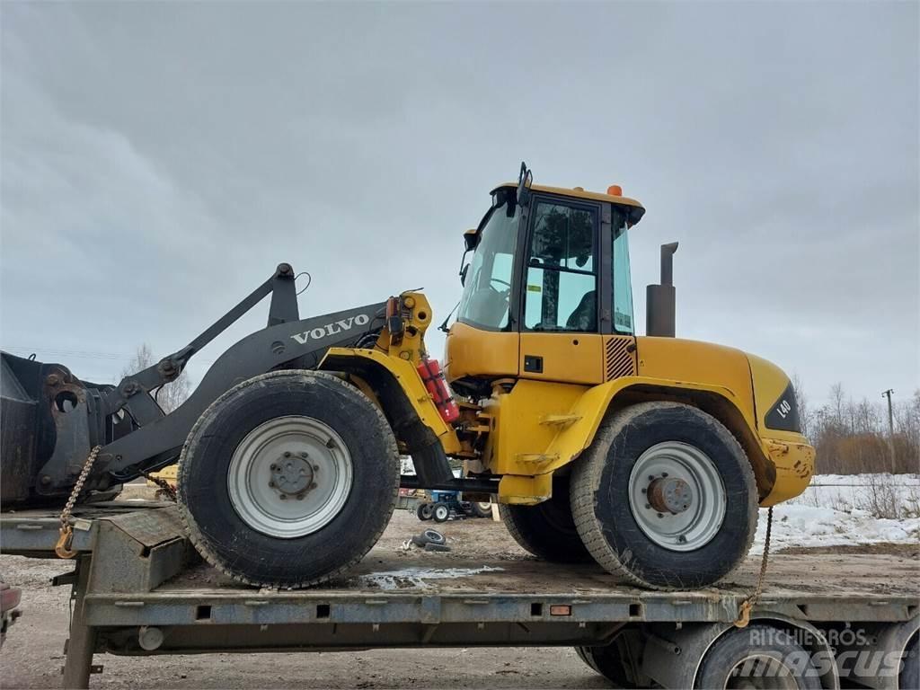Volvo L40 Колесни товарачи