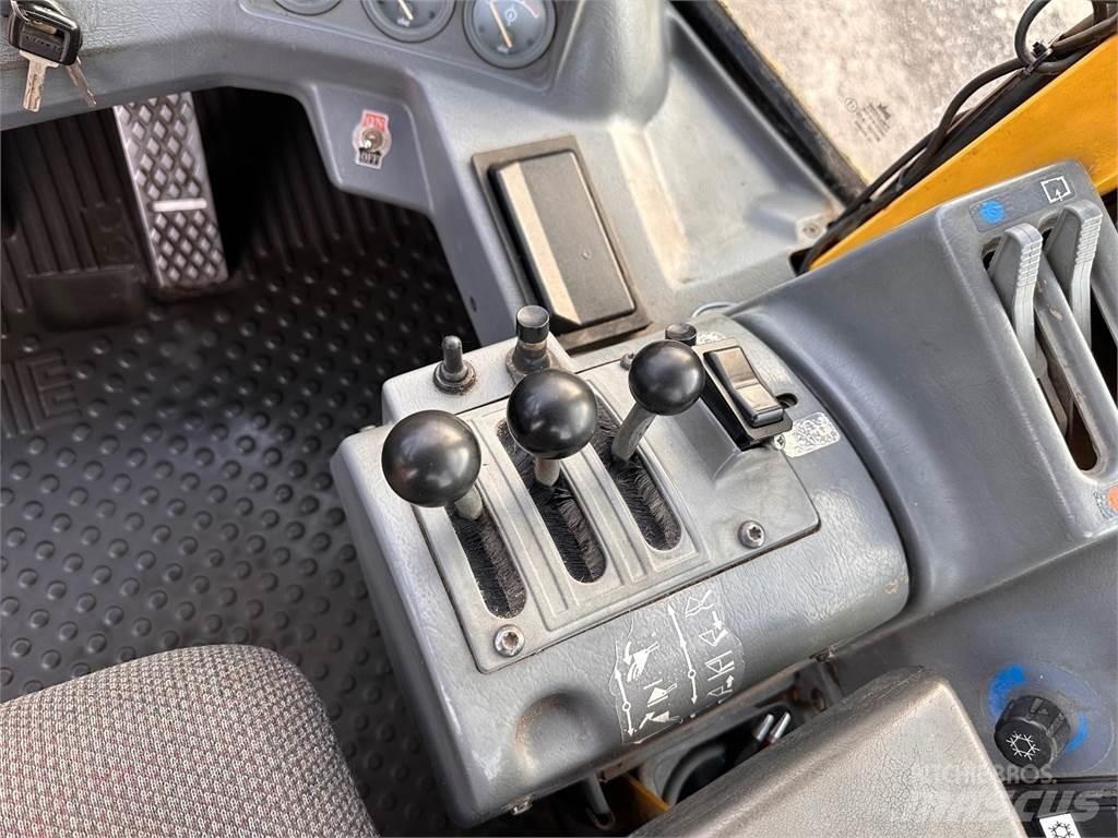 Volvo L50B Колесни товарачи