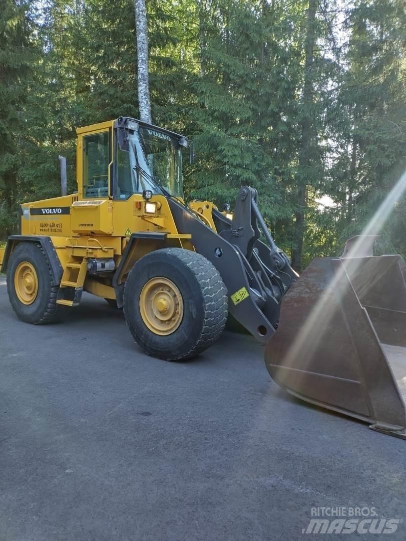 Volvo L90C Колесни товарачи