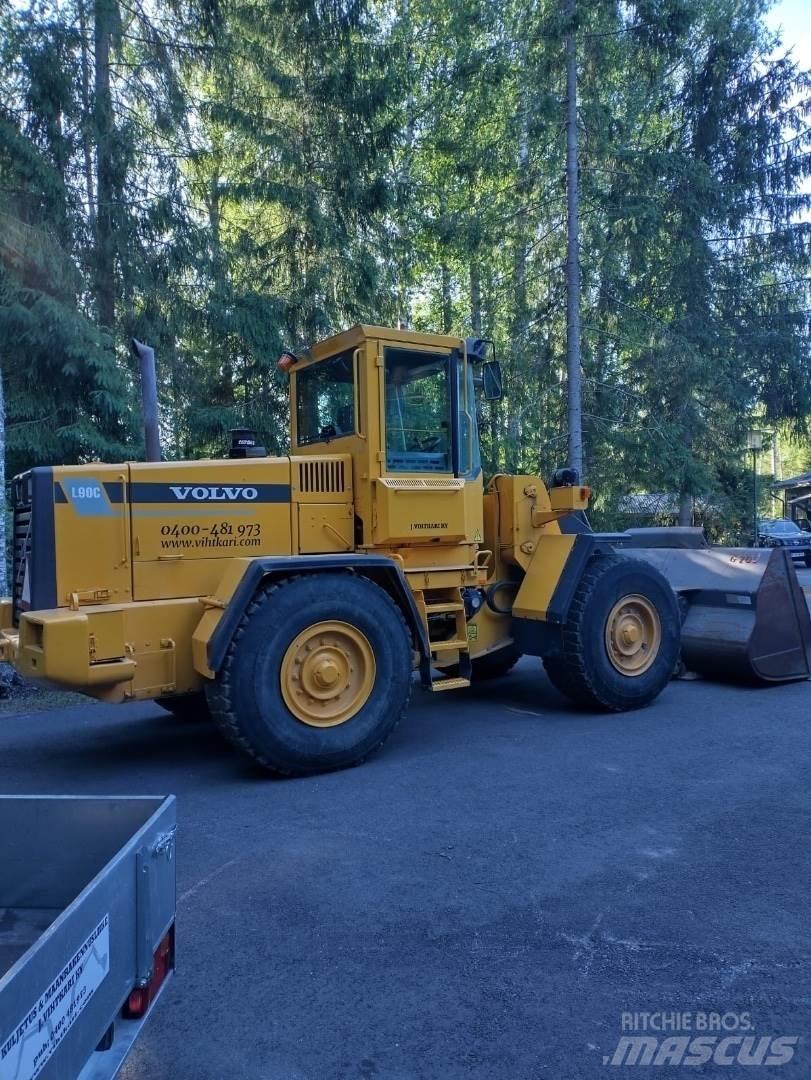 Volvo L90C Колесни товарачи