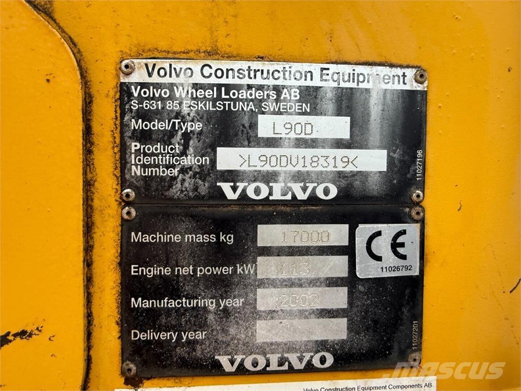 Volvo L90D Колесни товарачи