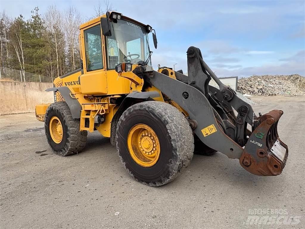 Volvo L90E Колесни товарачи