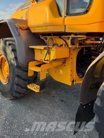 Volvo L90H Колесни товарачи