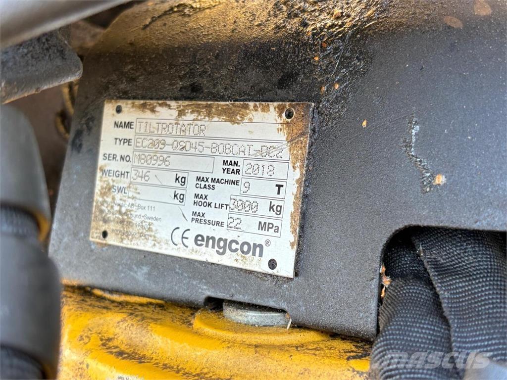 Yanmar B 95 W Колесни екскаватори