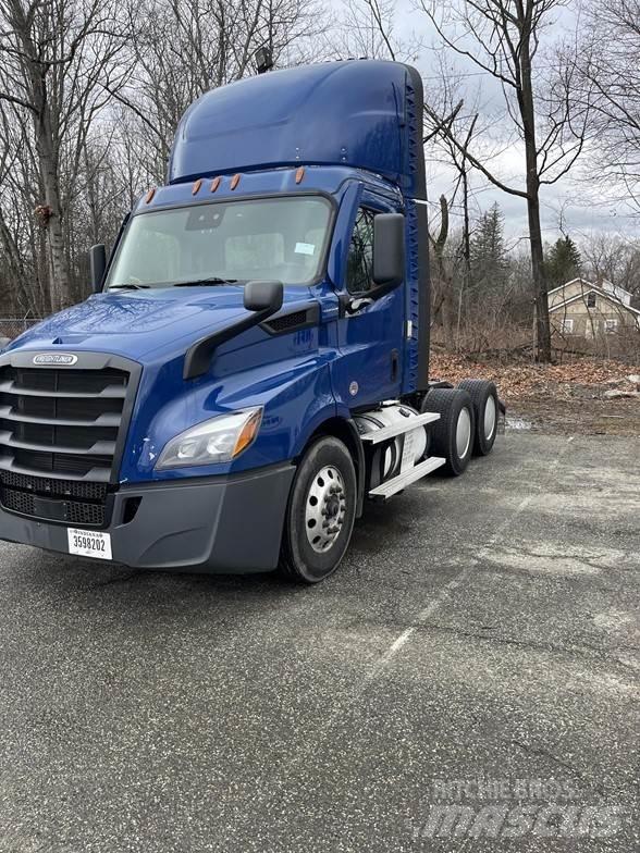 Freightliner CASCADIA 116 Влекачи