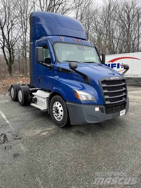 Freightliner CASCADIA 116 Влекачи