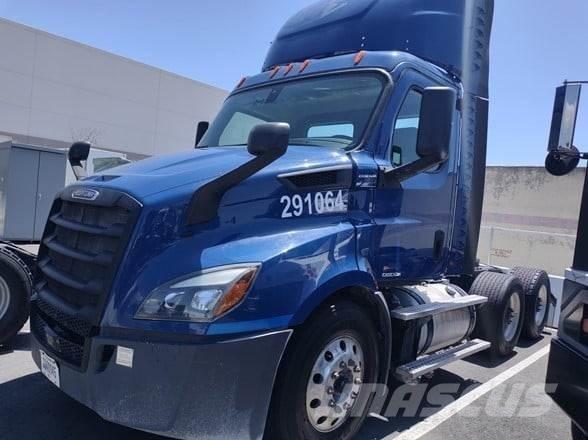 Freightliner CASCADIA 116 Влекачи
