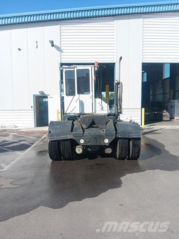 Kalmar OTTAWA 4X2 OFF-ROAD Терминални трактори