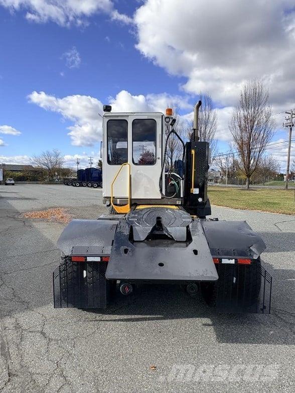 Kalmar OTTAWA 4X2 OFF-ROAD Терминални трактори