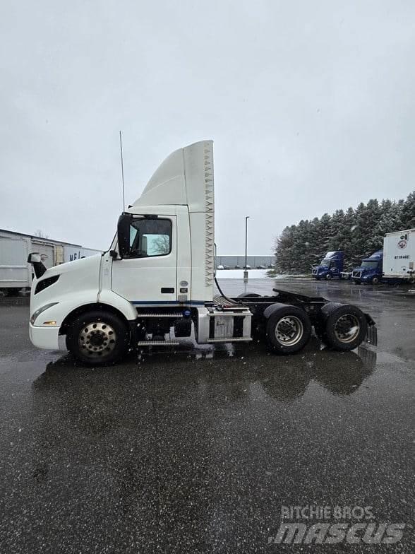 Volvo VNR64T300 Влекачи