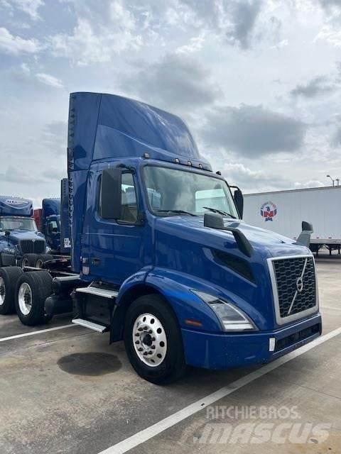 Volvo VNR64T300 Влекачи