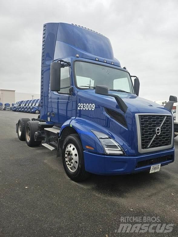 Volvo VNR64T300 Влекачи