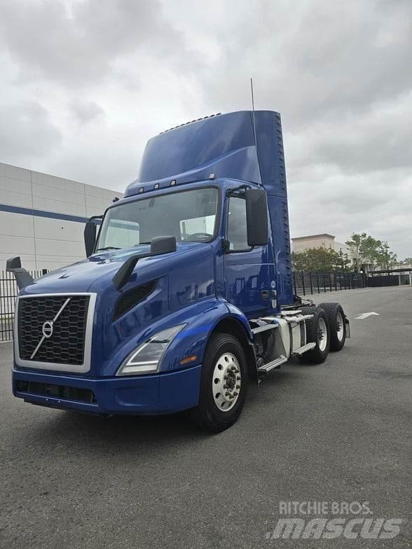 Volvo VNR64T300 Влекачи