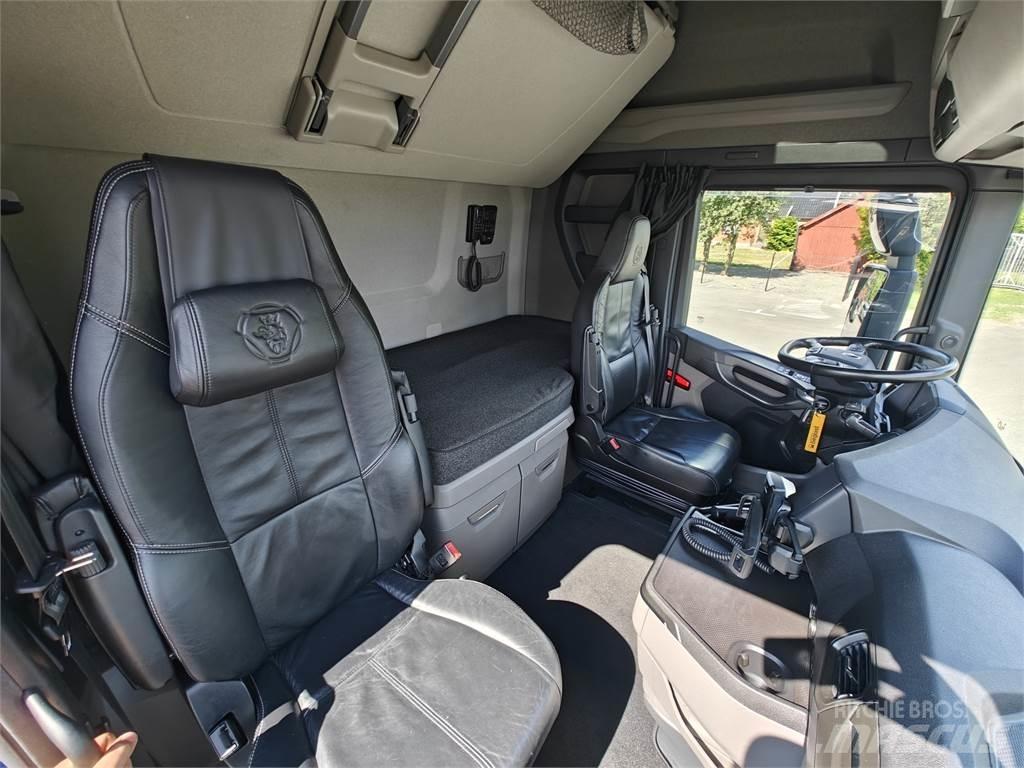 Scania 540S Влекачи