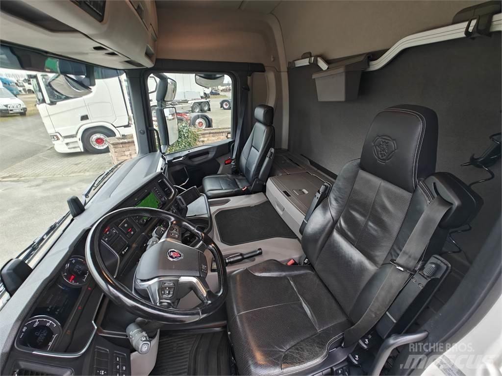 Scania P280 Каросерии