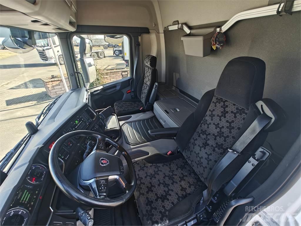 Scania P280 Каросерии
