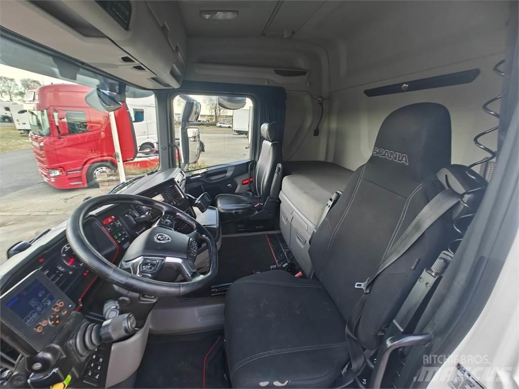 Scania R580 Камиони с кран с кука