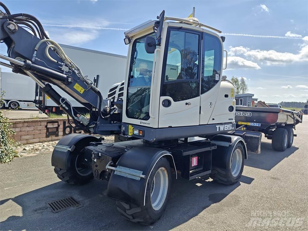 Terex TW85 Средни екскаватори 7т - 12т