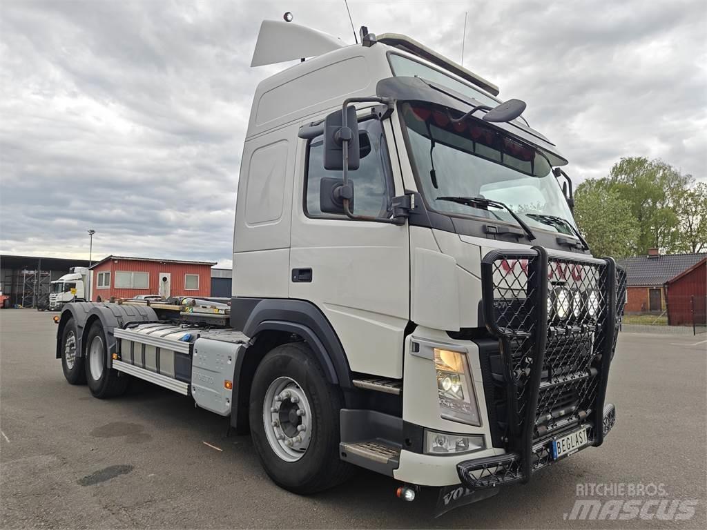 Volvo FM460 Камиони с кран с кука