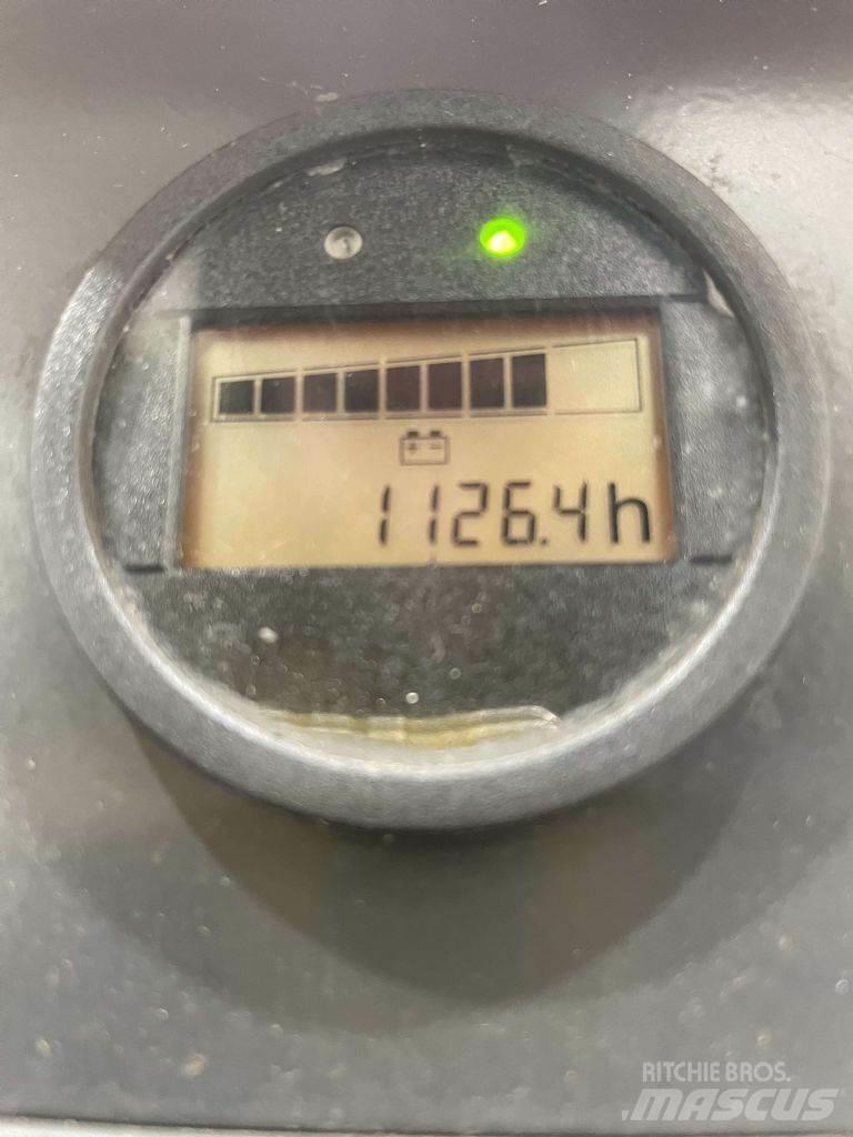 Linde D10 ACC-1163 Колички високоповдигачи с теглич
