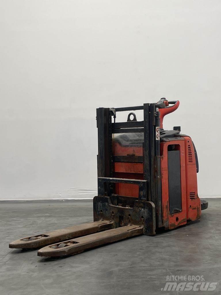 Linde D12AP Колички високоповдигачи с теглич