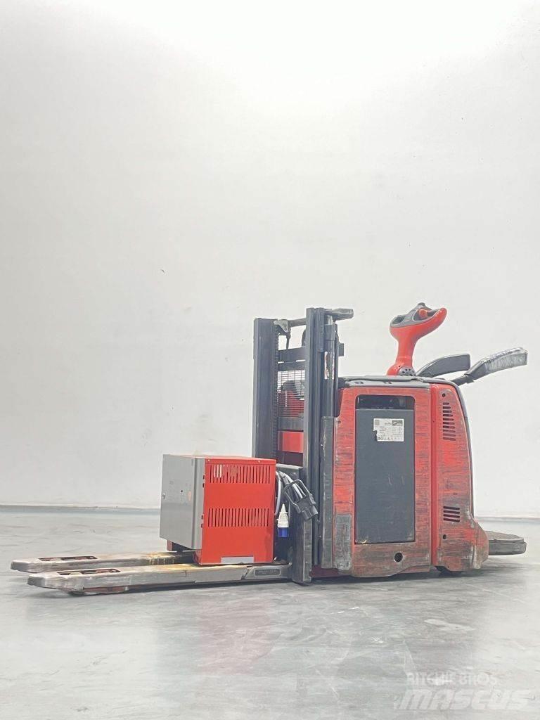 Linde D12AP-133 Колички високоповдигачи с теглич