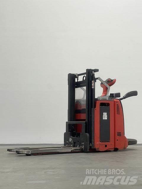 Linde D12HPAP Колички високоповдигачи с теглич