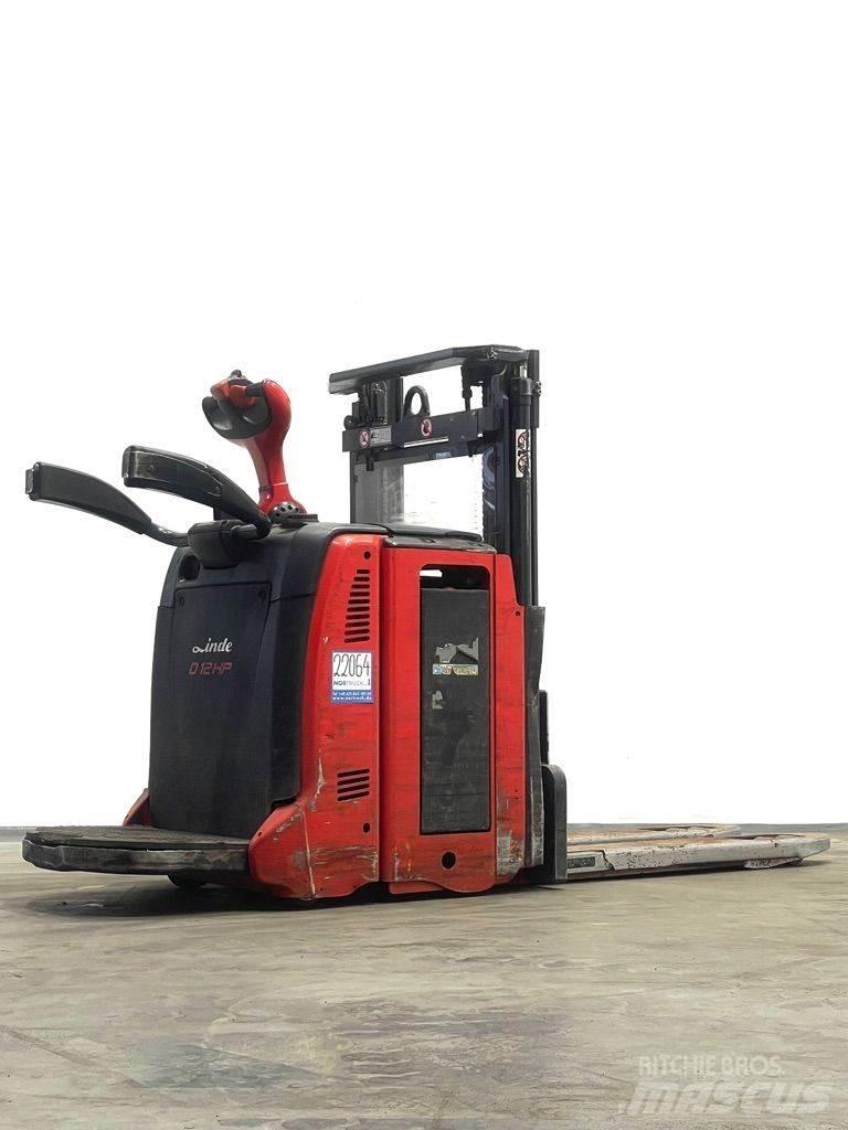 Linde D12HPAP-133 Колички високоповдигачи с теглич